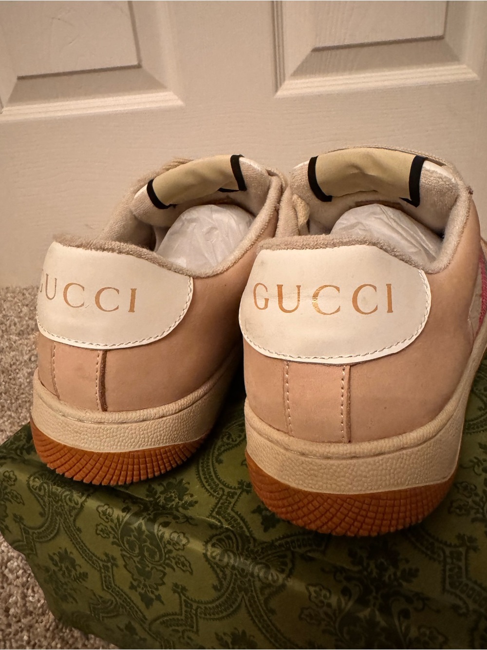 Gucci Beige Ace GG Canvas Sneaker with Green and Red Stripe - Picture 4 of 6